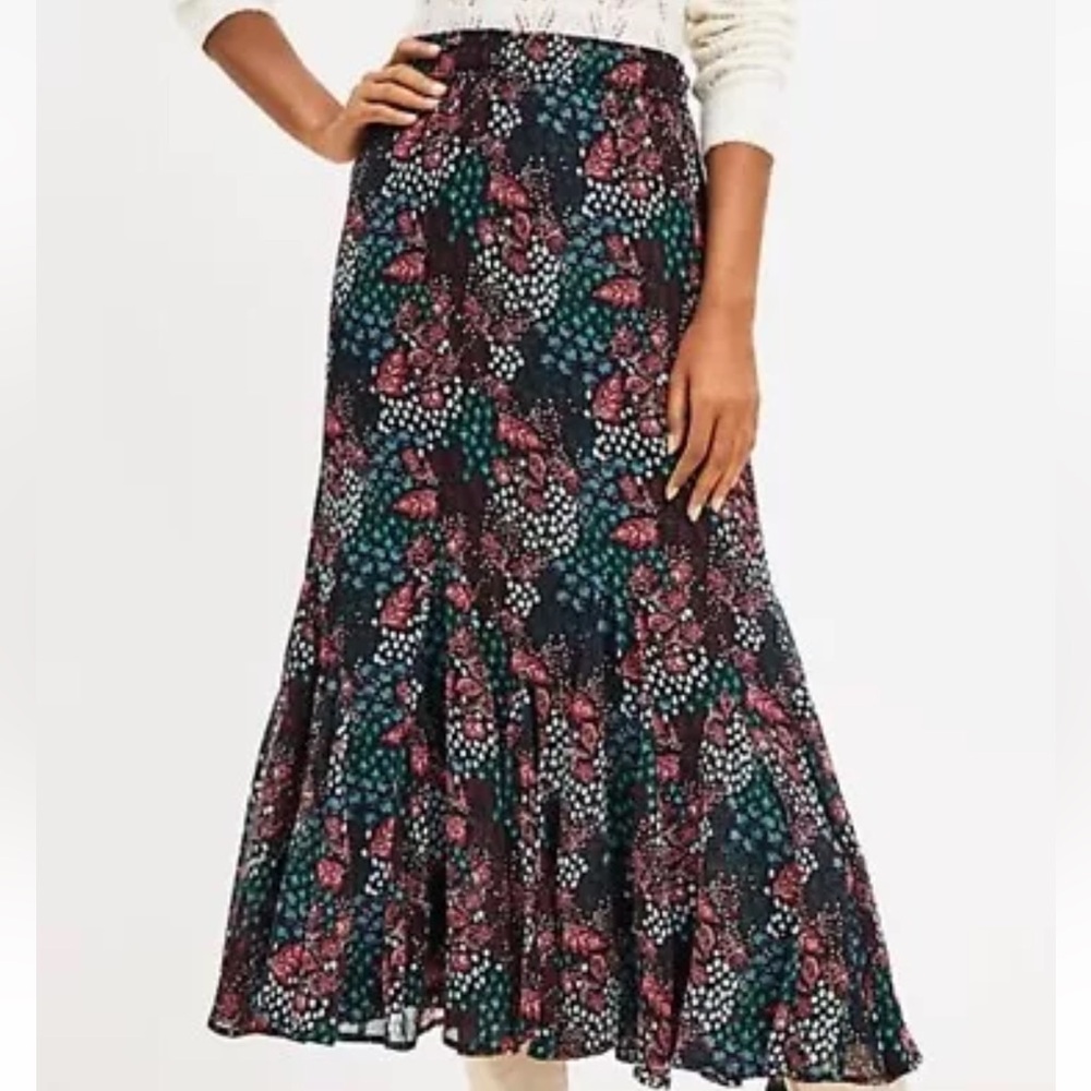 Excellent condition -Ann Taylor Loft Garden Godet Maxi Skirt